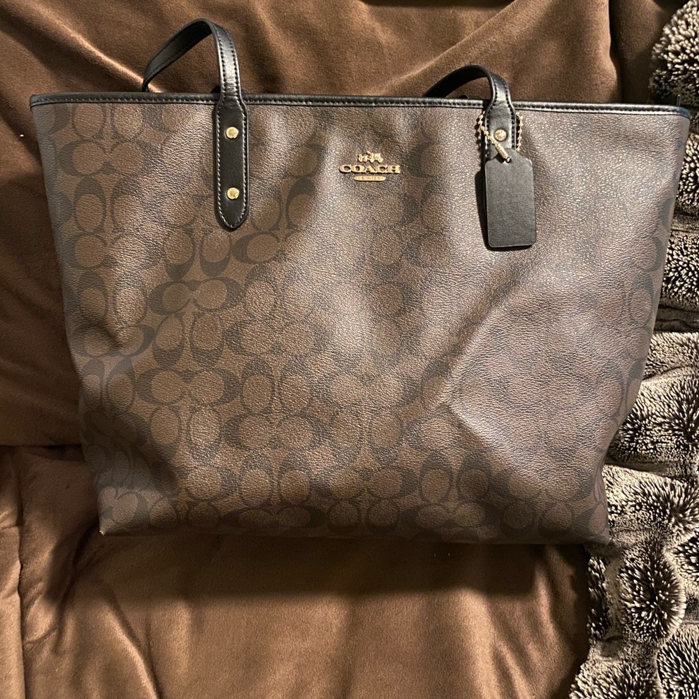 Coach large tote